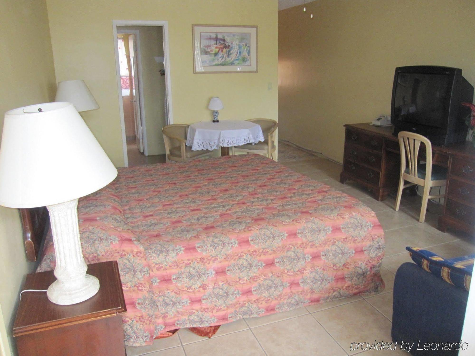 Blue Strawberry By The Sea Hotel Lauderdale-by-the-Sea Luaran gambar