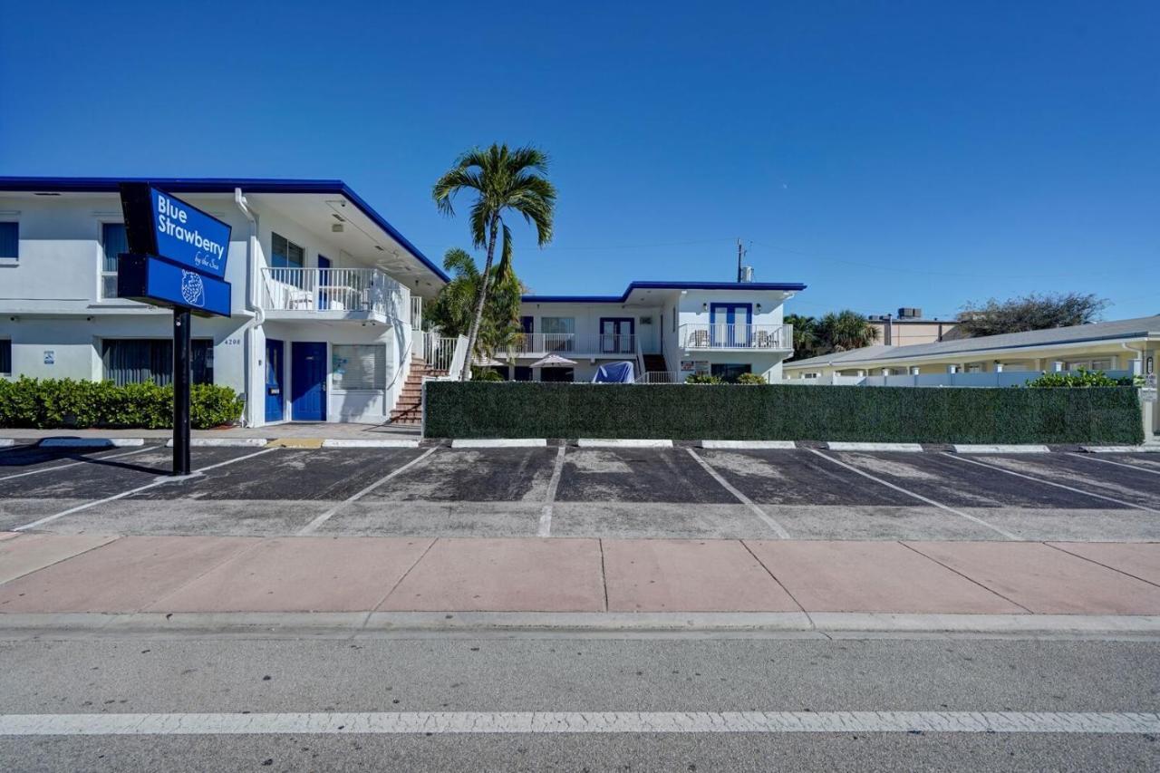 Blue Strawberry By The Sea Hotel Lauderdale-by-the-Sea Luaran gambar